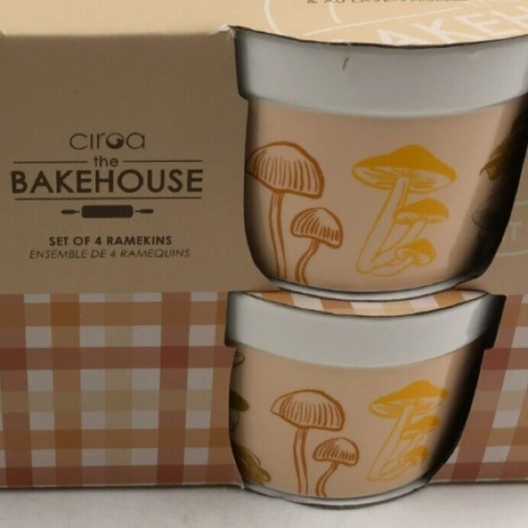 CIROA THE BAKEHOUSE SET OF 4 RAMEKINS, MUSHROOM MOTIF, NIB - Picture 3 of 8